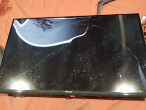 Dezmembrez tv Hisense 32a4k