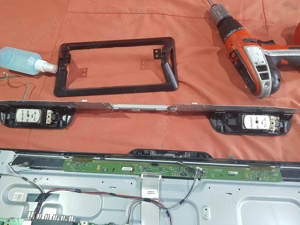 talpa picior de pe tv Sony kdl-32r400c