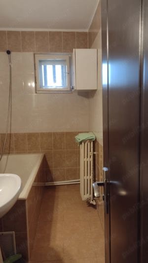 Apartament 3 camere, zona Gojdu - imagine 10