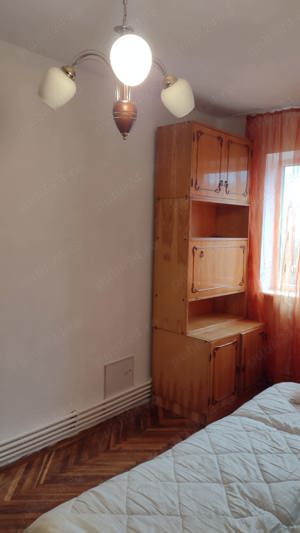 Apartament 3 camere, zona Gojdu - imagine 5