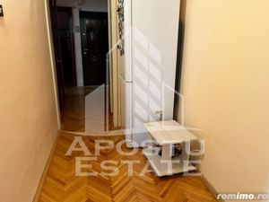 Apartament cu 3 camere,  2 bai,  aproape de Complexul Studentesc - imagine 11