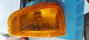 Vând lampa semnalizare Dacia Nova, top vechi, stanga