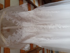 Vând rochie de mireasă făcută la comandă .  - imagine 2