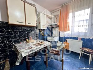 Apartament cu 3 camere, centrala proprie, zona Sagului - imagine 3