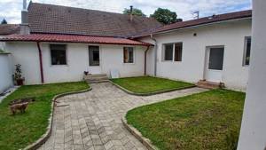 Casa cu 2 corpuri si 190 m2 s.utila in Valea Cenchii - imagine 2