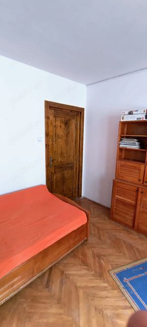 Apartament decomandat Deva zona B-dul Decebal-Kogalniceanu et.4 + boxa - imagine 4