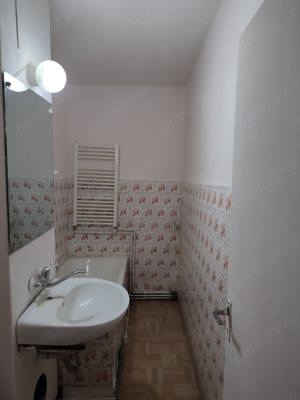 Vand apartament doua camere zona Victoriei-ultracentral - imagine 5