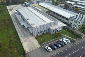 mecanic la Milano cazare si conditii bune asigurate ca gospodar, ingrijitor hala firma camioane - imagine 2