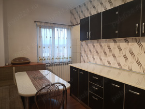 Vând apartament 3 camere în Drobeta Turnu Severin, Bld. Tudor Vladimirescu colț cu Kiseleff - imagine 2