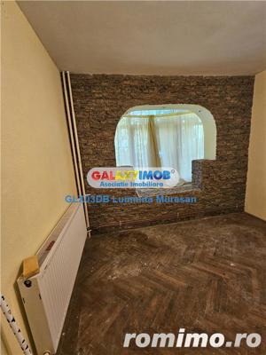 Vanzare apartament 2 camere semidecomandat Targoviste Micro 9 - imagine 14