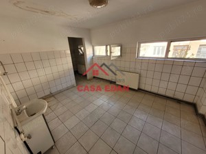 Spatiu pt birouri in Campina 342 mp 790e - imagine 14