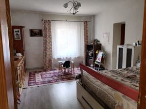 Ultracentral Sinaia, apt 2 camere, garaj, etaj 1