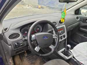 autoturism ford focus 1.6