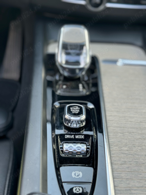 Volvo xc60 mild hybrid 2021  - imagine 8