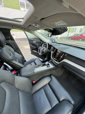 Volvo xc60 mild hybrid 2021  - imagine 7