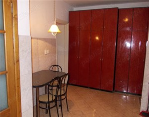 Vand apartament 3 camere Complex Studentesc etaj 5 - imagine 2