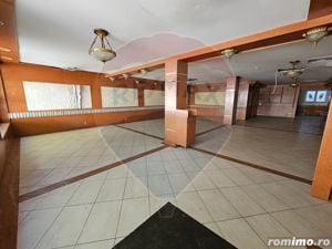 Spațiu comercial de închiriat de 220 mp in Baia Mare - central - imagine 4