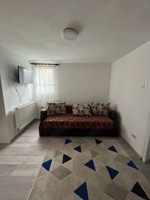 Inchiriez apartament 2 camere la casă duplex (intrare comună, curte separată)  - imagine 4