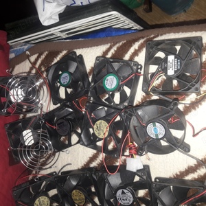 Ventilatoare-coolere 12V trei dimensiuni