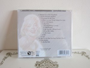 cd Marilyn Monroe  - Diamonds Are A Girls Best Friend -UK 2004 sigilat - imagine 2