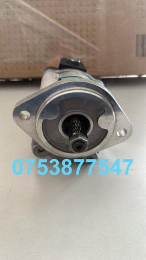 Pompa de directie JCB 3CX - imagine 2