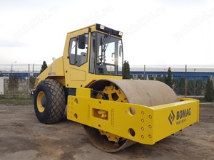 Inchiriez cilindru compactor BOMAG BW 216 , 16 Tone - imagine 5