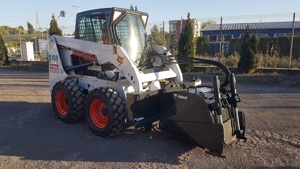Inchiriez BOBCAT S 160 High Flow - imagine 3
