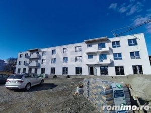 Comision 0% - Apartament cu 3 camere ETAJ 2 balcon si loc parcare