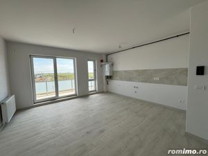 Apartament tip Penthouse-terasa de 50mp,zona Mehala - imagine 2