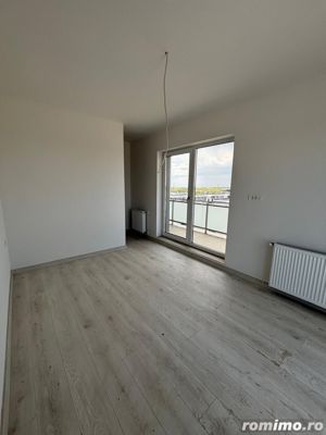 Apartament tip Penthouse-terasa de 50mp,zona Mehala - imagine 3