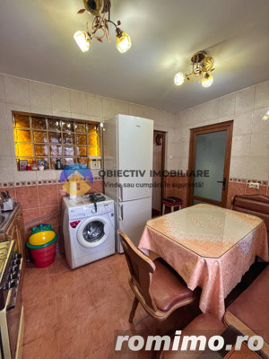 Apartament 3 camere-Zona Spitalul Judetean/Scoala nr.2 - imagine 2