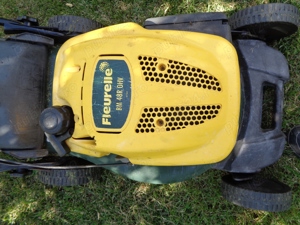 masina de tuns iarba,gazon pe benzina - imagine 3