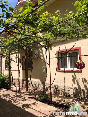 Pensiune Eforie Nord 12 camere 10 bai  zona centrala