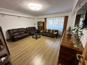 PF vând apartament cu 3 camere, 90 mp, zona FSEGA - imagine 2