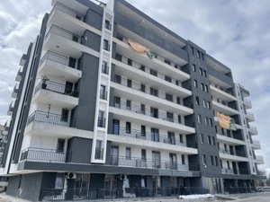 Vând apartament în stațiunea Saturn - imagine 6