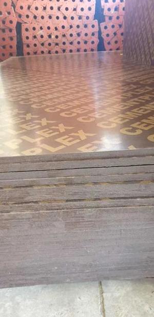 Placa tego pentru cofraje cu grosime de 21 mm