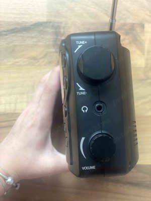 Radio digital portabil AKAI - imagine 3