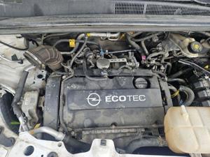 Dezmembrez opel mokka