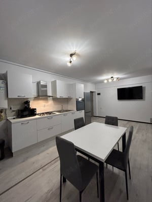 Apartament tip studio Brașov - imagine 2