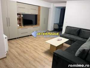 Vanzare Apartament 2 camere Bloc Nou mobilat si utilat loc parcare - imagine 3