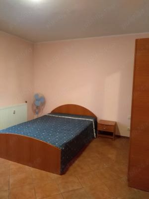 Inchiriez garsoniera zona Judetean