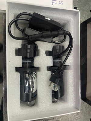 Vand becuri led h4 cu lupa 