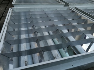 Lampi 4 Corpuri de neoane incastrate in tavan cu 16 neoane functionale incluse - imagine 4