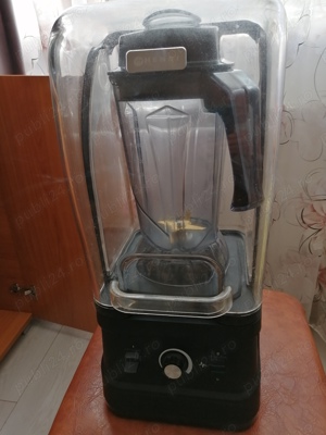 Vând mixer profesionale 