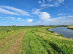 Teren intravilan pentru casa in com.Frumusani (langa lac) - imagine 2