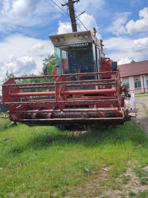 Combina agricola Laverda 3200 - imagine 2