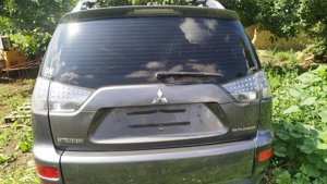 dezmembrez Mitsubishi outhlander  - imagine 2