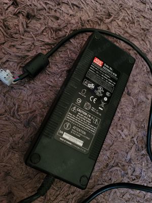 Adaptor 12V , 15A , model GS220A12-R7B - imagine 3