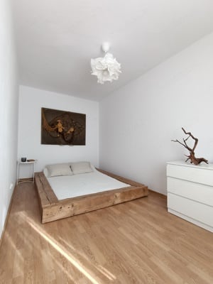 Apartament 3 camere - Baile Herculane - Semidecomandat