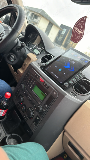 Land Rover Discovery 3 - imagine 6